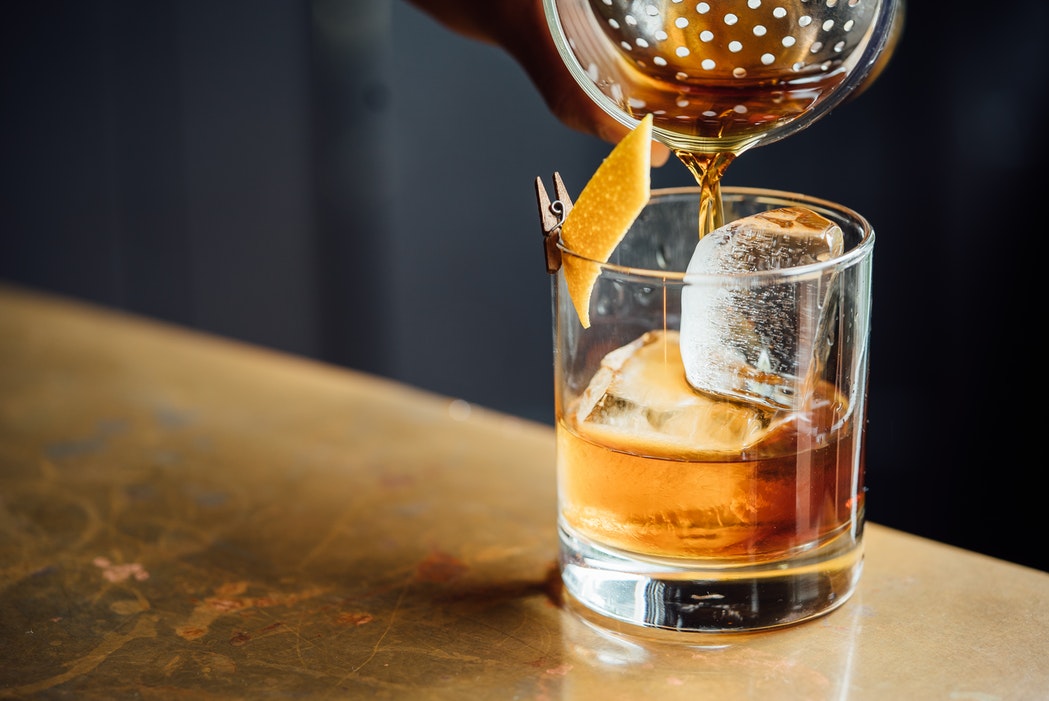 Pokerdrinks - Et billede af forskellige drinks, perfekt til en pokeraften med vennerne